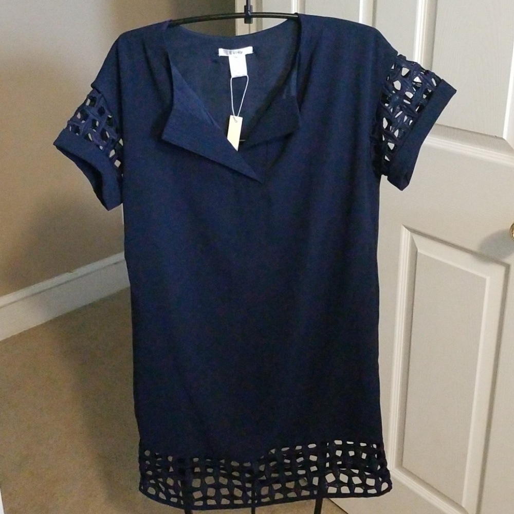 Esley navy dress medium - Picture 1 of 4